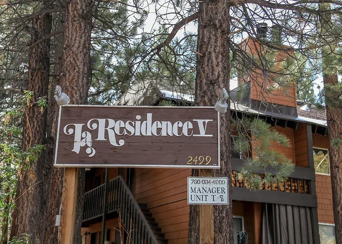 La Residence V #S02 Condo
